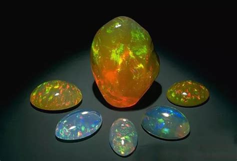 五彩宝石是指什么,彩色宝石有哪些种类
