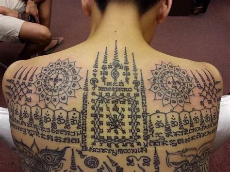 泰国纹身上身,刀枪不入的泰国纹身