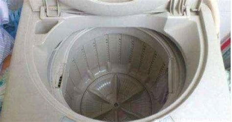 波轮双缸洗衣机洗涤正常但是脱水桶转不起来 电机发出嗡嗡声 故障有哪些?