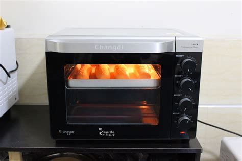 怎么制作面包更柔软,烤箱怎么做松软面包的做法大全