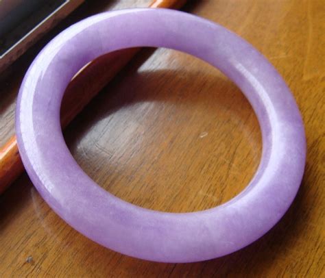 紫罗兰翡翠含什么物质,如何正确辨别翡翠紫罗兰