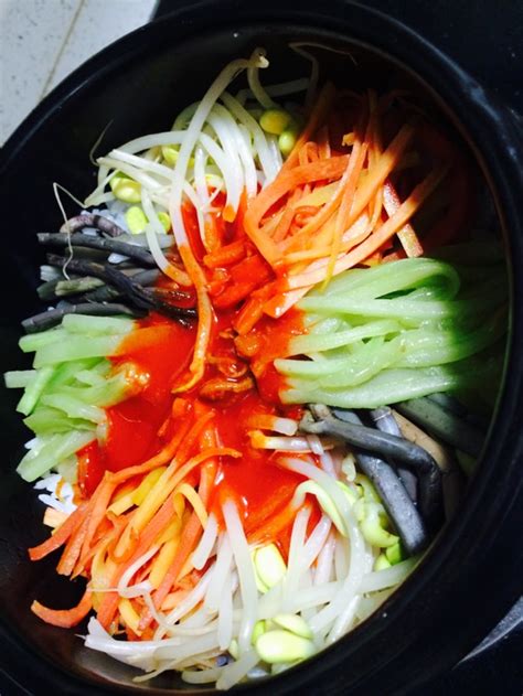 新鲜的蔬果是怎么登上人们的餐桌的,怎么做韩国石锅拌饭