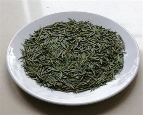 什么样的茶叶为普洱茶中期茶,普洱绿茶是什么样的