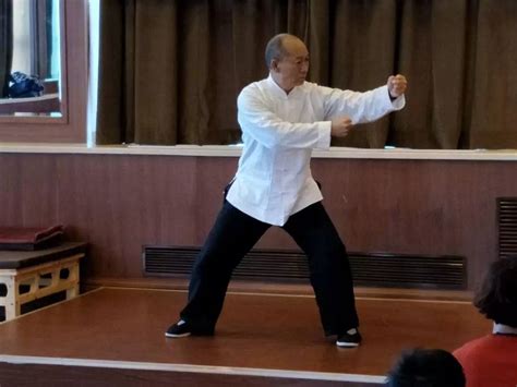 王洪的爱情微信说说【共66段】