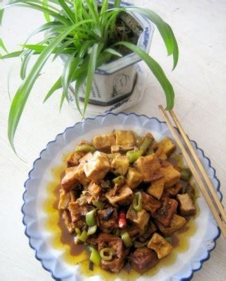 豆腐怎么煎才入味又好吃,辣椒炒煎豆腐怎么做好吃