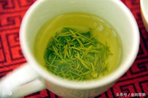 红茶的功效和作用是什么,绿茶中什么物质会导致胃寒