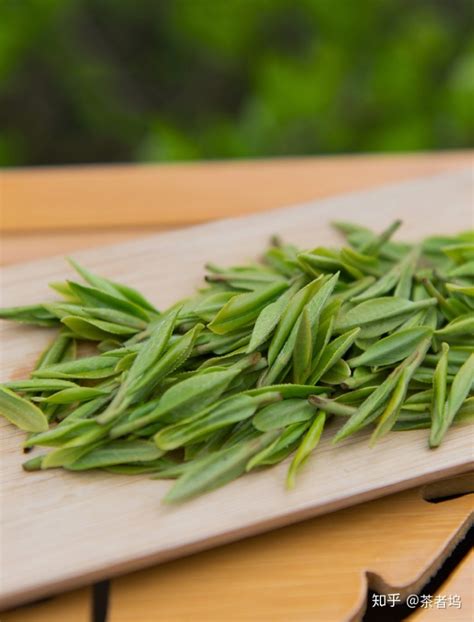 龙井明前茶和雨前茶哪个好,明前茶和雨前茶的区别究竟在哪里呢