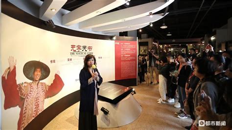 民族民俗博物馆里赏苗饰，多彩贵州让33家全国媒体惊叹不已