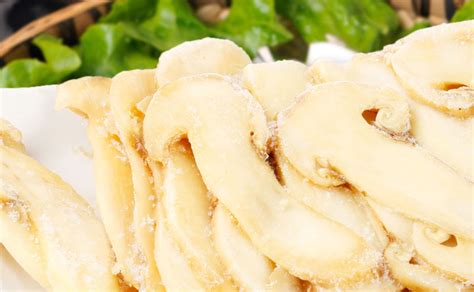松茸菌可以炒来吃吗 素炒松茸的做法