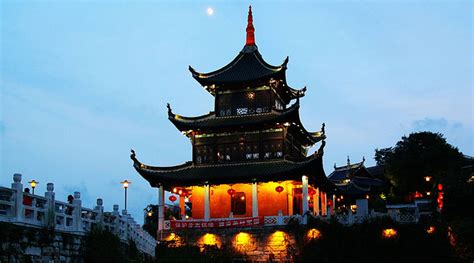 求作文一篇关于贵州的游记《贵州游记》