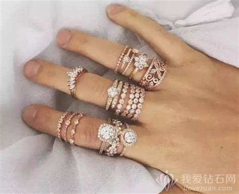 女生结婚戒指戴哪个手指,女单戒指戴哪个手指