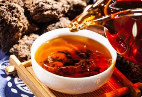 一斤岩茶要多少片茶叶,究竟应该放多少克干茶