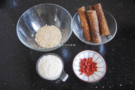 自制红枣燕麦养生饭减肥防便秘,燕麦和荞麦饭怎么做