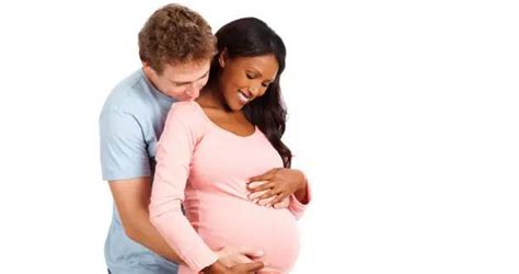 胎动的时候宝宝在干嘛？胎动有什么感觉？答案一定会暖到你