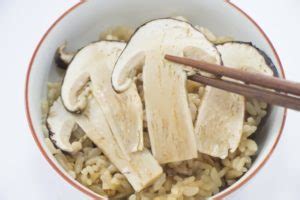 虾仁松茸可以一起煮吗 松茸和虾仁能一起吃吗