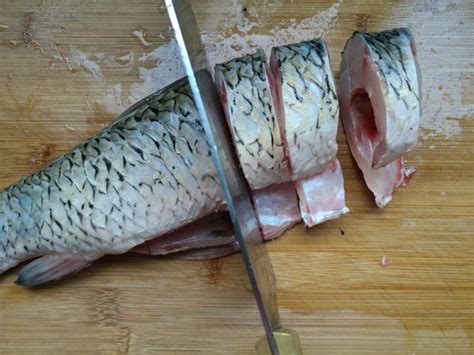 鱼块鱼子加一起怎么做,鱼籽和鱼泡怎么做最好吃