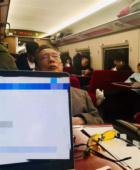 80岁老人没打疫苗能坐高铁吗