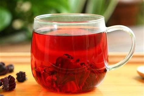 玫瑰花茶怎么搭配最好,喝玫瑰花茶可以放蜂蜜吗