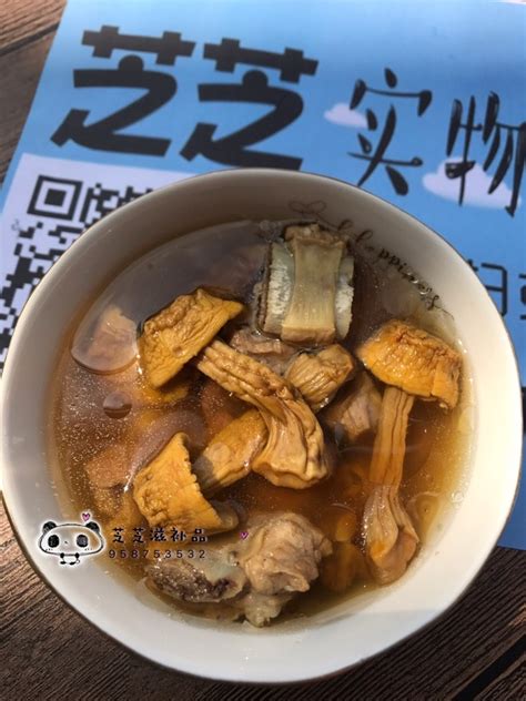 排骨煲姬松茸茶树菇汤的做法 茶树菇姬松茸汤功效