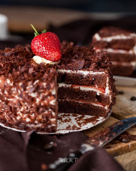 草莓蛋糕的家常做法步骤,新鲜草莓做蛋糕怎么做